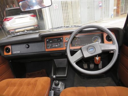 1979-Ford-Cortina-1600-GL_10