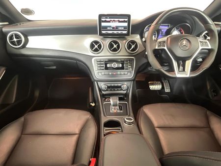 2014-Mercedes-AMG-CLA-45-AMG_1