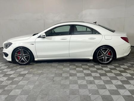 2014-Mercedes-AMG-CLA-45-AMG_7