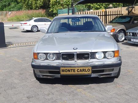 1992-BMW-7-Series-740i-Auto_1