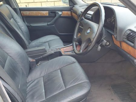 1992-BMW-7-Series-740i-Auto_8