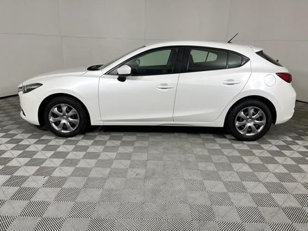 2018-Mazda-3-16-Original-5-dr_7