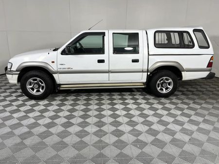2001-Isuzu-KB-280-DT-LX-4x2-Double-Cab_7