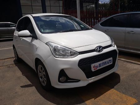 2019-Hyundai-Grand-i10-10-Motion_2