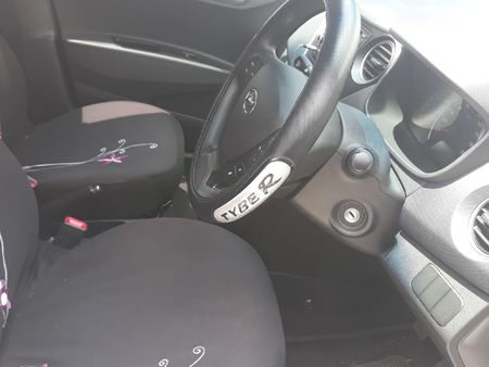 2019-Hyundai-Grand-i10-10-Motion_6