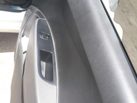 2019-Hyundai-Grand-i10-10-Motion_7