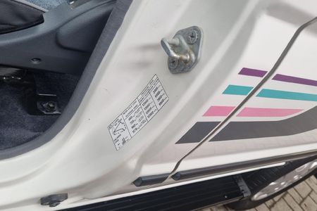 1992-Toyota-Venture-1800-64_29