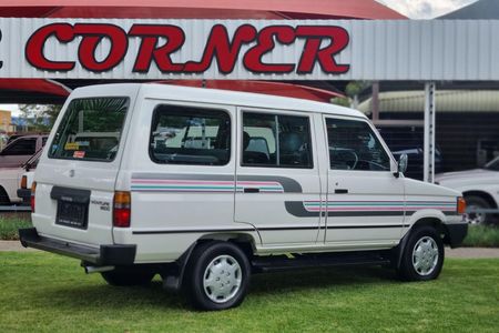 1992-Toyota-Venture-1800-64_3
