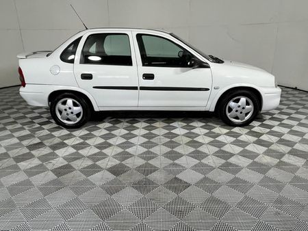 2001-Opel-Corsa-Classic-14i-CD_5
