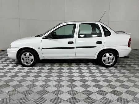 2001-Opel-Corsa-Classic-14i-CD_7