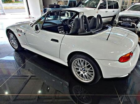 2002-BMW-Z3-30i_16