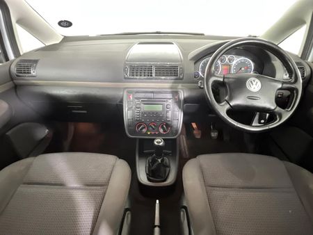 2006-Volkswagen-Sharan-18T_1