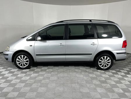 2006-Volkswagen-Sharan-18T_7