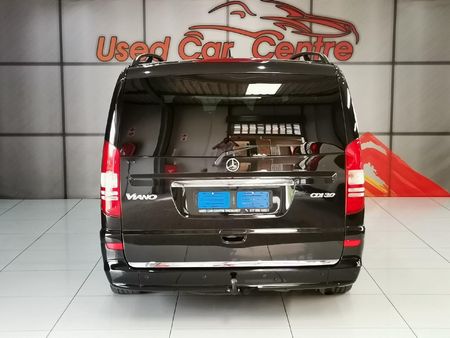 2014-Mercedes-Benz-Viano-30-CDI-Avantgarde-Auto_3