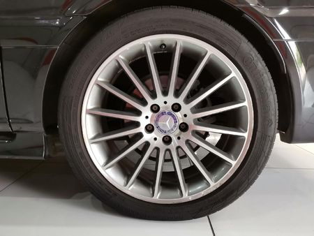 2014-Mercedes-Benz-Viano-30-CDI-Avantgarde-Auto_4