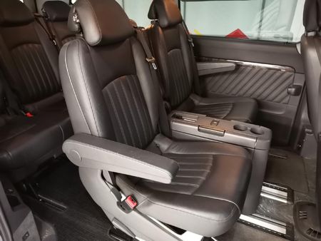 2014-Mercedes-Benz-Viano-30-CDI-Avantgarde-Auto_8