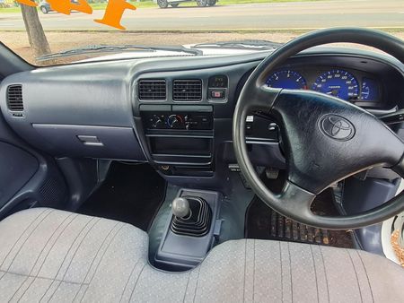 2004-Toyota-Hilux-30-KZ-TE-Raider-Raised-Body-Single-Cab_8