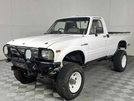 1980-Toyota-Hilux-2200-Single-Cab_0