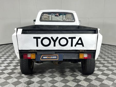 1980-Toyota-Hilux-2200-Single-Cab_5