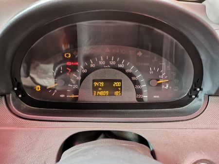2005-Mercedes-Benz-Vito-115-CDI-CrewBus_10
