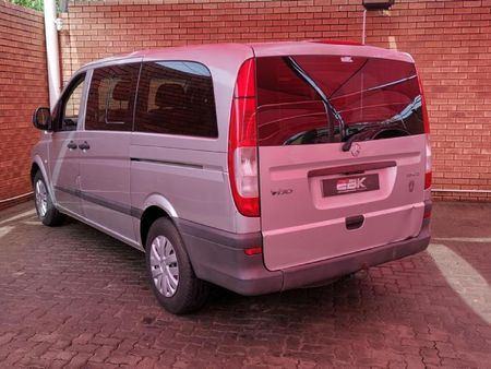 2005-Mercedes-Benz-Vito-115-CDI-CrewBus_3
