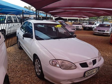 2000-Hyundai-Elantra-16-GL_0