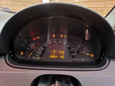 2005-Mercedes-Benz-Vito-115-CDI-CrewBus_9