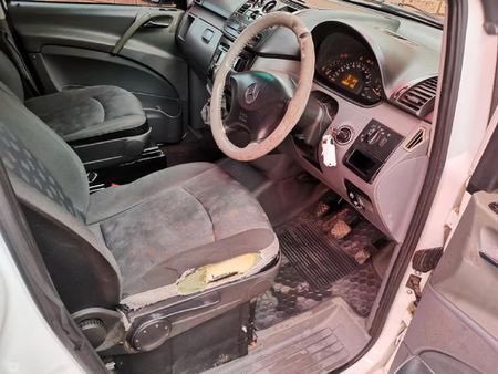 2005-Mercedes-Benz-Vito-115-CDI-CrewBus_16