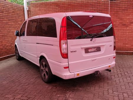 2005-Mercedes-Benz-Vito-115-CDI-CrewBus_3