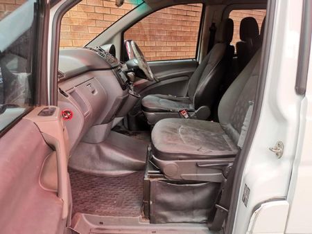 2005-Mercedes-Benz-Vito-115-CDI-CrewBus_6