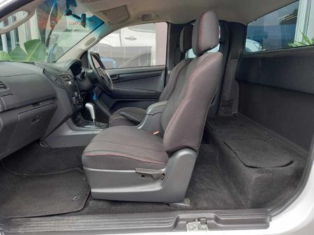 2020-Isuzu-D-Max-250-HO-Hi-Rider-Auto-Extended-Cab_12
