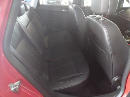 2015-Opel-Astra-16T-Cosmo_4