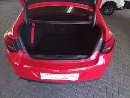 2015-Opel-Astra-16T-Cosmo_7
