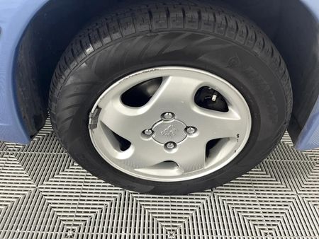 2000-Peugeot-306-20-XT-Sedan-Auto_5