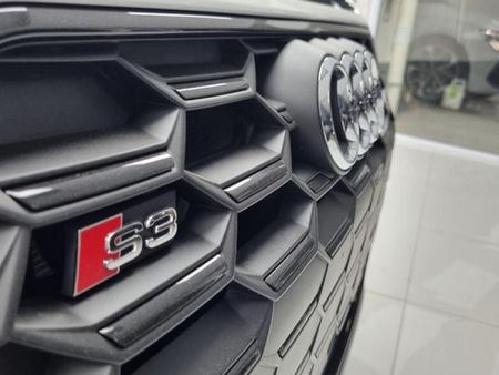 2023-Audi-S3-Sportback-20-TFSI-Quattro-S-Tronic_2