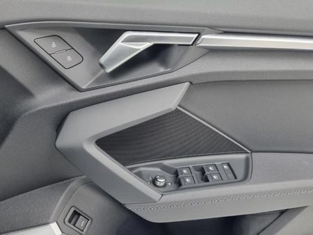 2023-Audi-S3-Sportback-20-TFSI-Quattro-S-Tronic_4