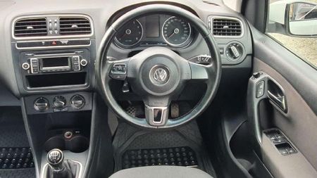 2020-Volkswagen-Polo-16-Conceptline-5-dr_8