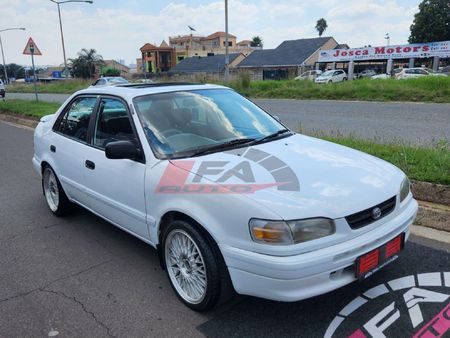 1999-Toyota-Corolla-RSi-20v_2