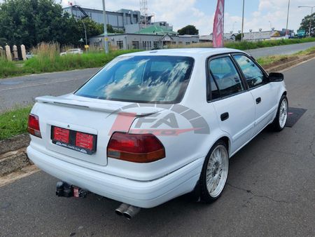1999-Toyota-Corolla-RSi-20v_4