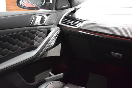 2022-BMW-X6-M-Competition_13