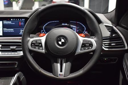2022-BMW-X6-M-Competition_14