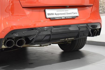 2022-BMW-X6-M-Competition_15