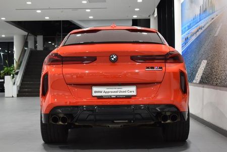 2022-BMW-X6-M-Competition_4