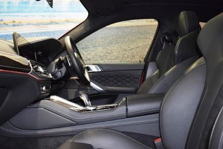 2022-BMW-X6-M-Competition_8