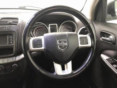 2013-Dodge-Journey-36-V6-SXT-Auto_13