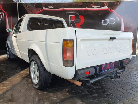 2004-Volkswagen-Caddy-Pick-Up-16-Single-Cab-Club_4
