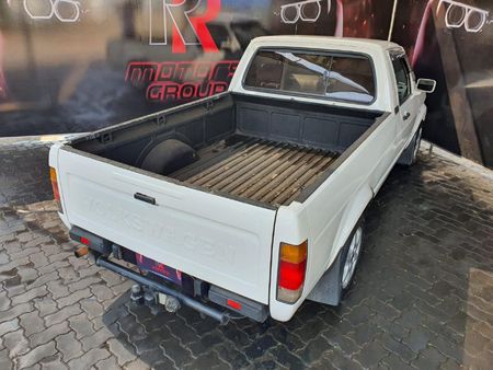 2004-Volkswagen-Caddy-Pick-Up-16-Single-Cab-Club_6