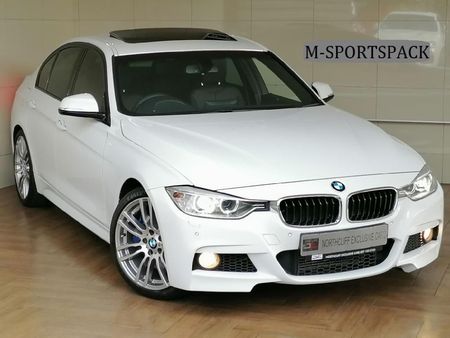 2013-BMW-3-Series-335i-M-Sport-Auto_0