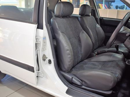 1997-Toyota-Corolla-RSi_9