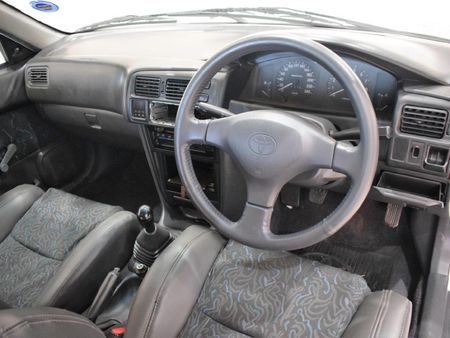 1997-Toyota-Corolla-RSi_7